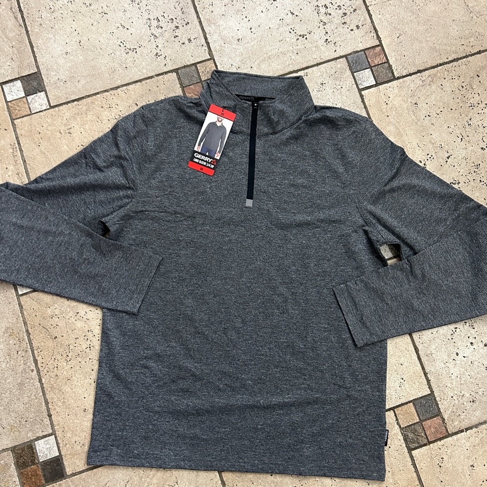 NWT Gerry Men’s Quarter Zip Top Size M